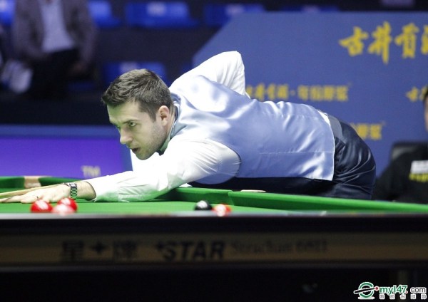 二线持球点 二线持球点